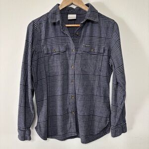 Columbia Women’s Navy Light Grey Plaid Flannel Button Down Shirt Size M